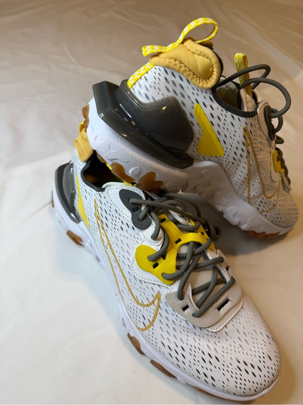 Nike White & Yellow Athletic Sneakers